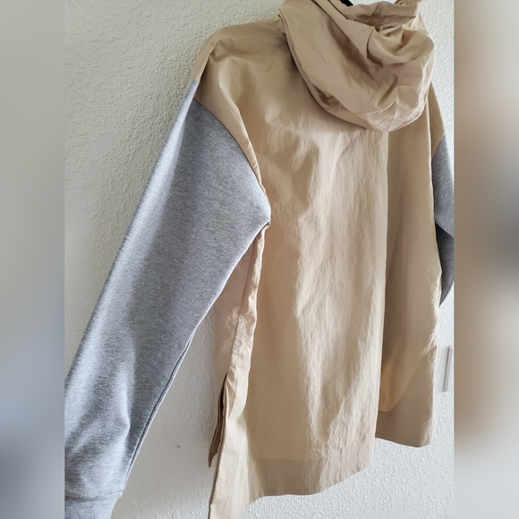 NWT Calme by Johnny Was / Nylon Hoodie Pullover With Cotton Blend Sleeves xs - Picture 6 of 8